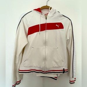 216. Puma tracksuit